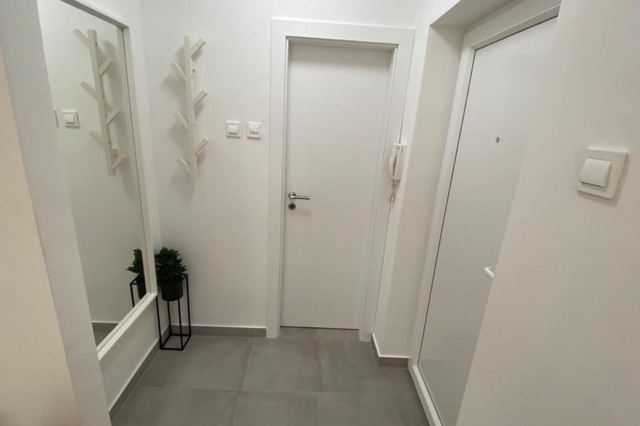 Apartman Eni Rijeka Apartment Bagian luar foto